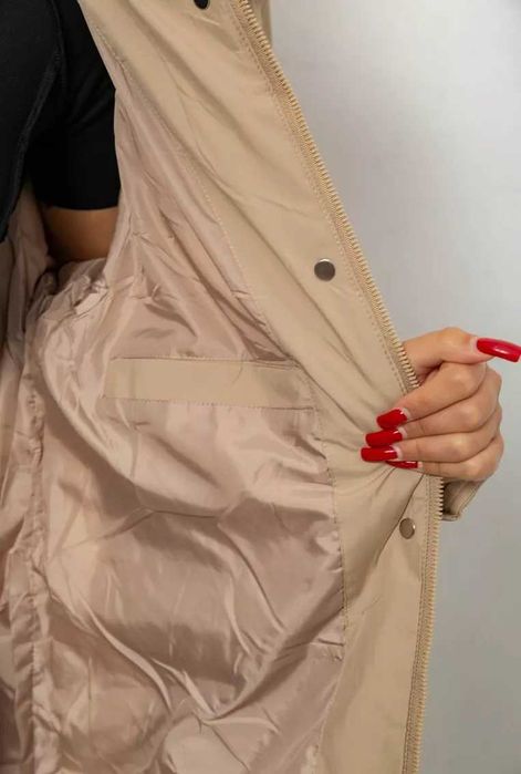 Куртка жіноча зимова, колір бежевий. Є усі розміри