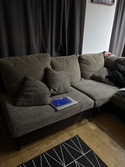 Sofa de grande dimensao castanho(3,15 comprimento 2,15 largura)