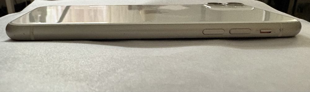 Iphone 11 stan bardzo dobry