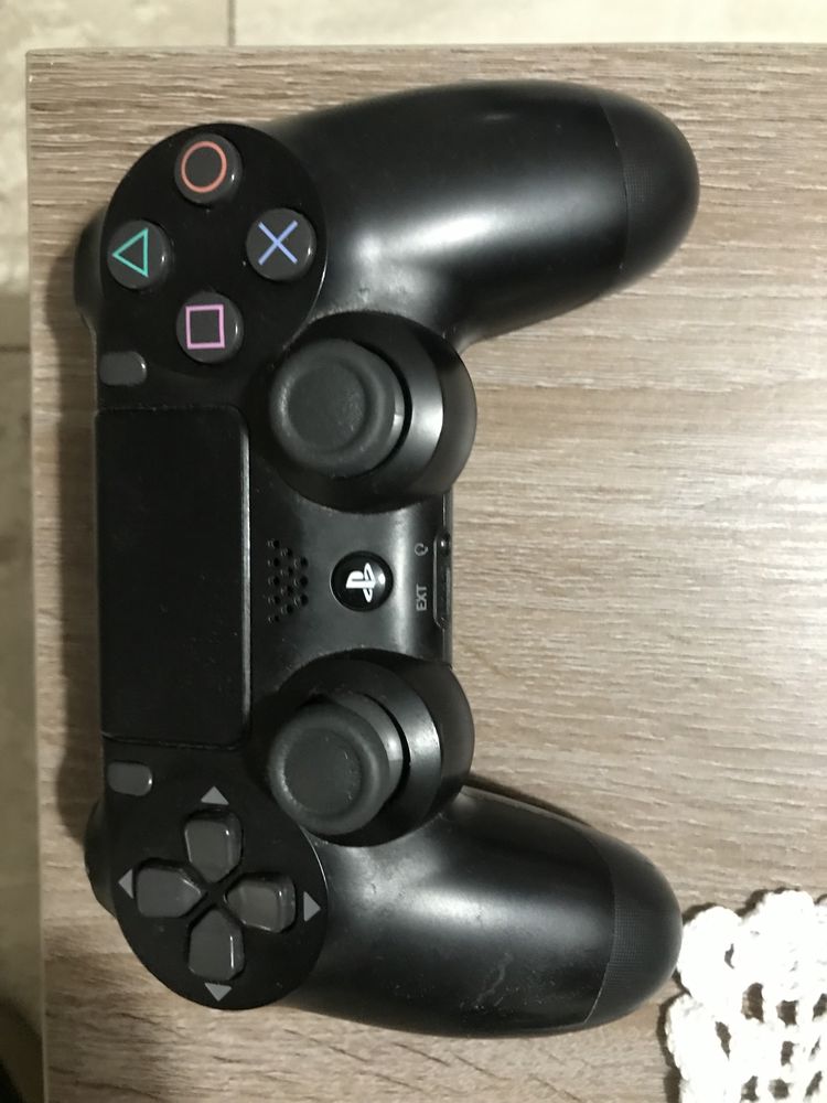 PLayStation 4 PRO