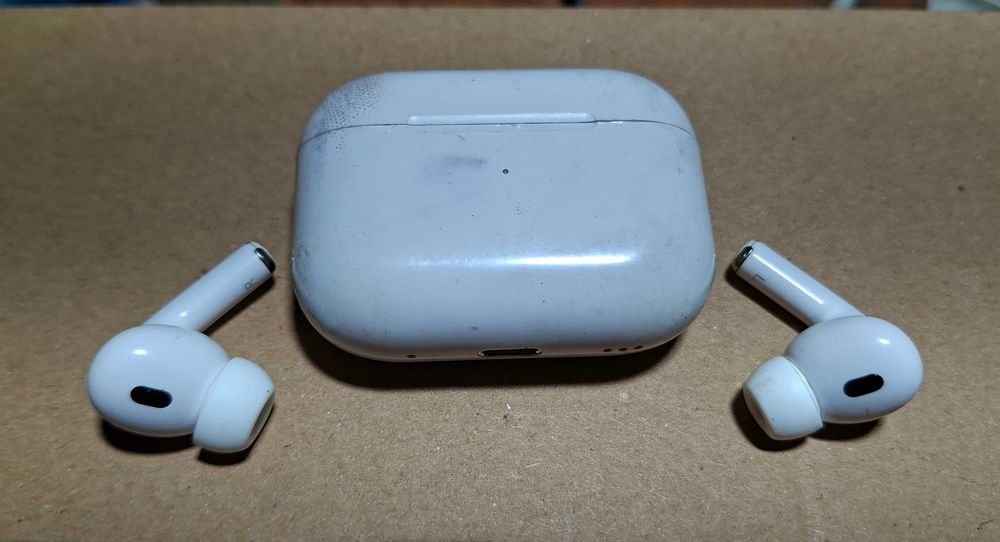 Słuchawki bezprzewodowe dokanałowe typu Apple