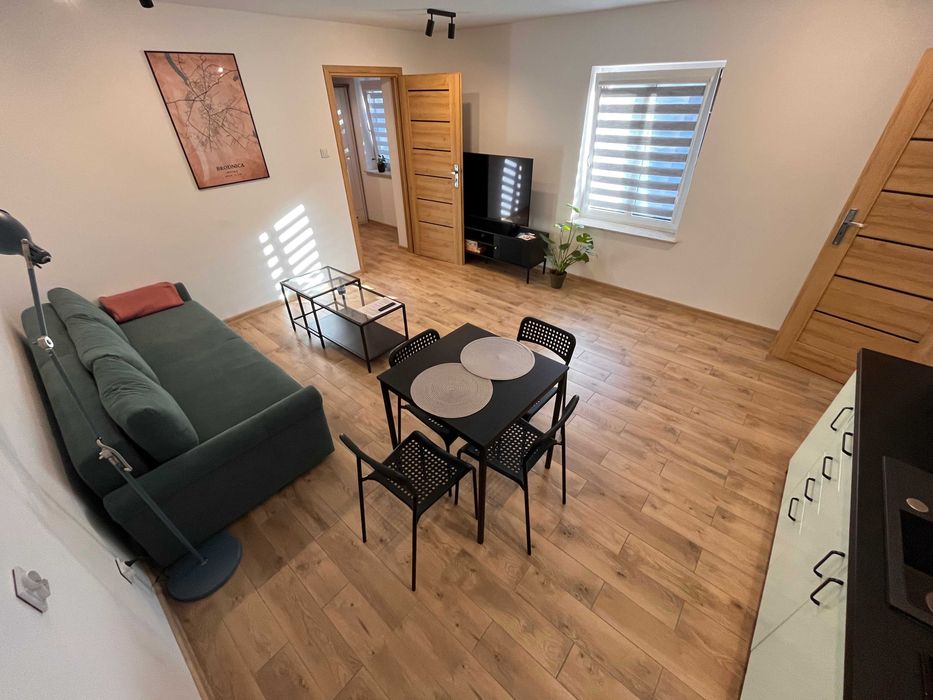 Apartament przy Wiejskiej -stare miasto, lasy i jezioro w zasięgu ręki