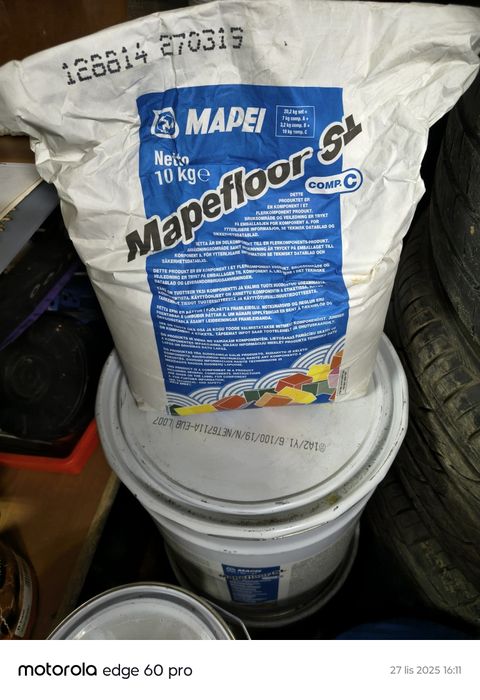 Żywica epoksydowa .