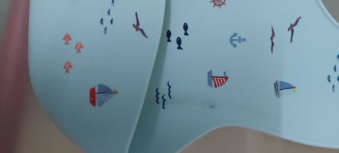 Babetes de silicone