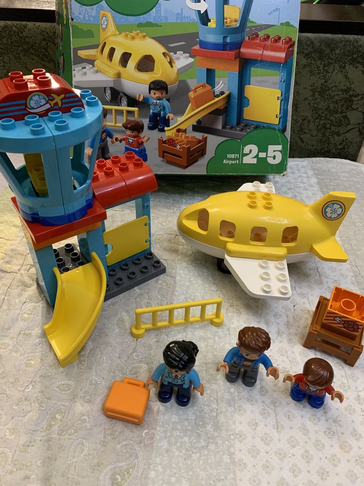 Lego Duplo аеропорт