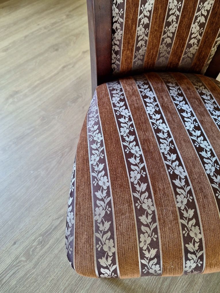 Krzesło tapicerowane bukowe