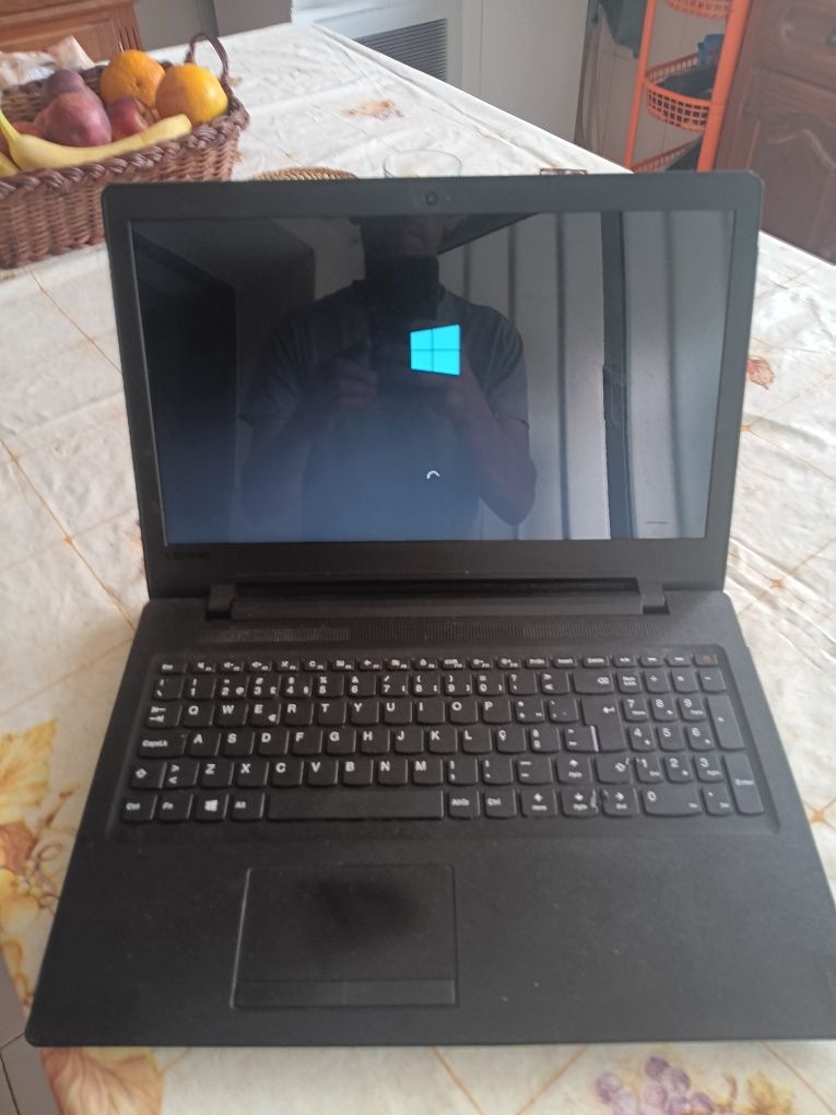 Vendo computador lenovo