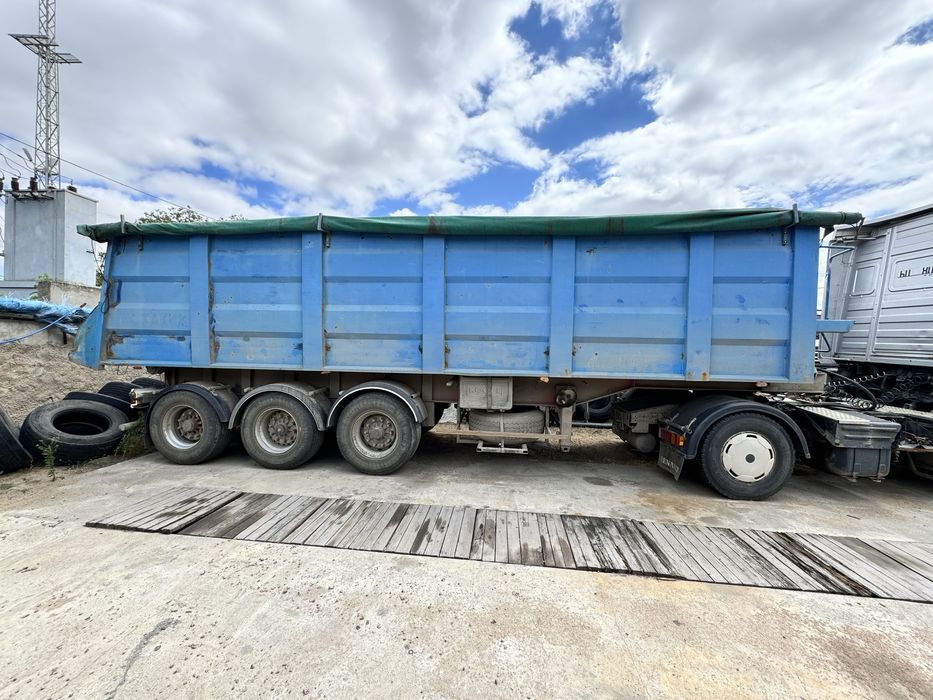 Самоскид напівпричіп на осях SAF   Kogel SVKT 24P