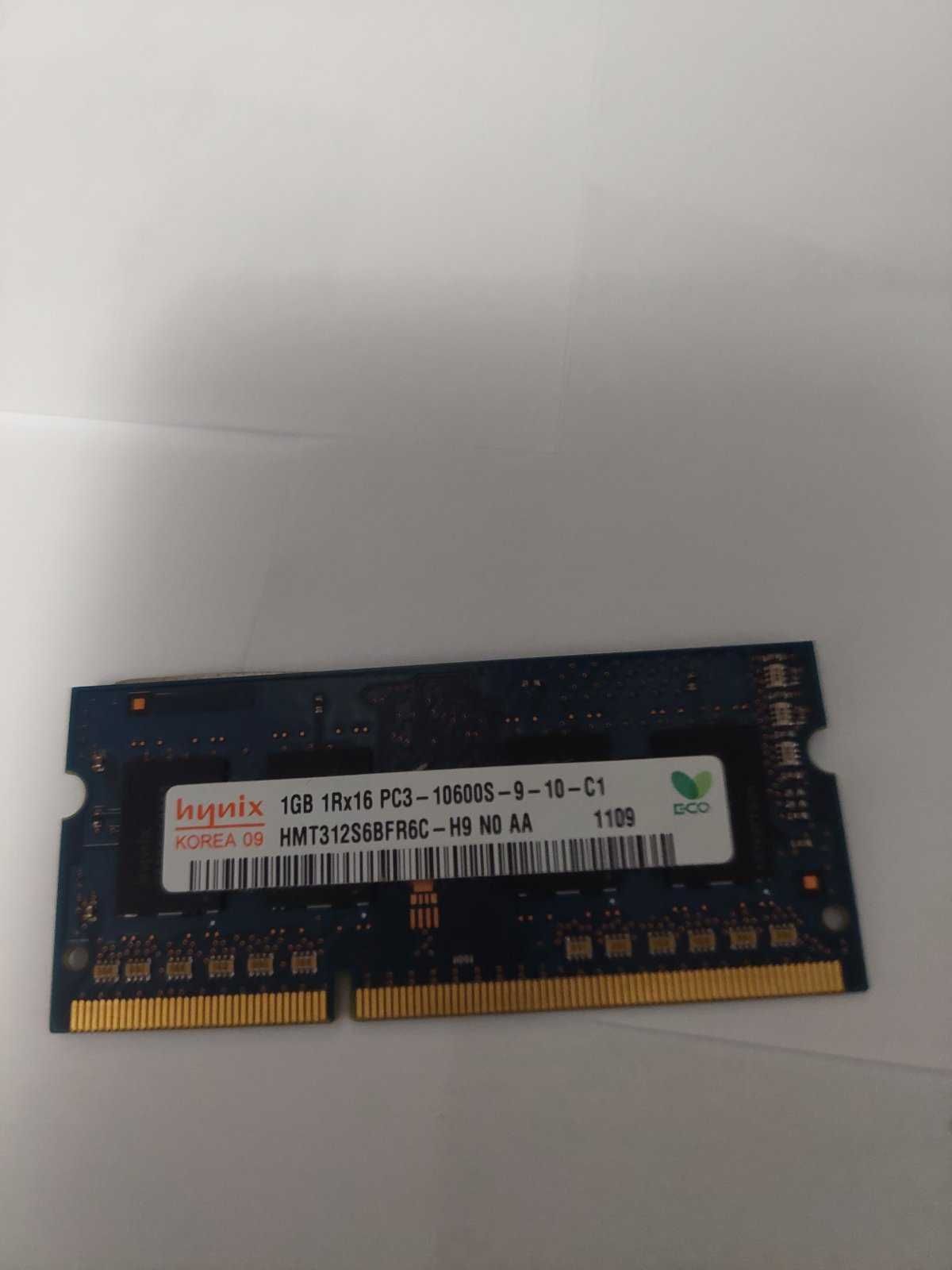 Модуль памяти HYNIX 1 GB SO-DIMM DDR3 1333 MHz (HMT312S6BFR6C-H9)