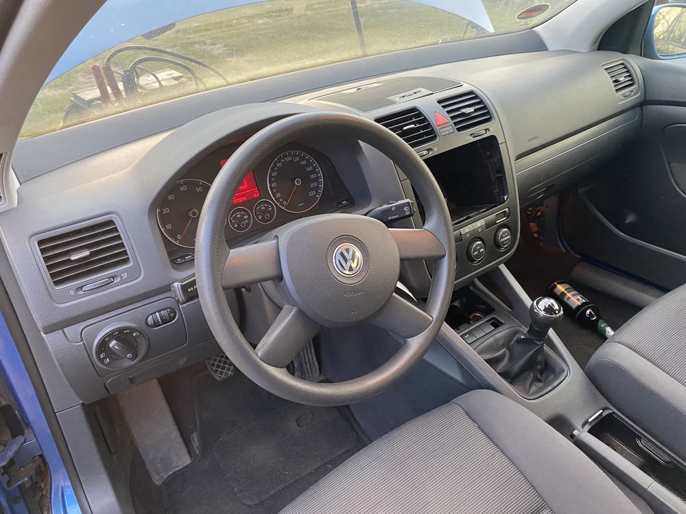 Konsola komplet VW GOLF V JETTA