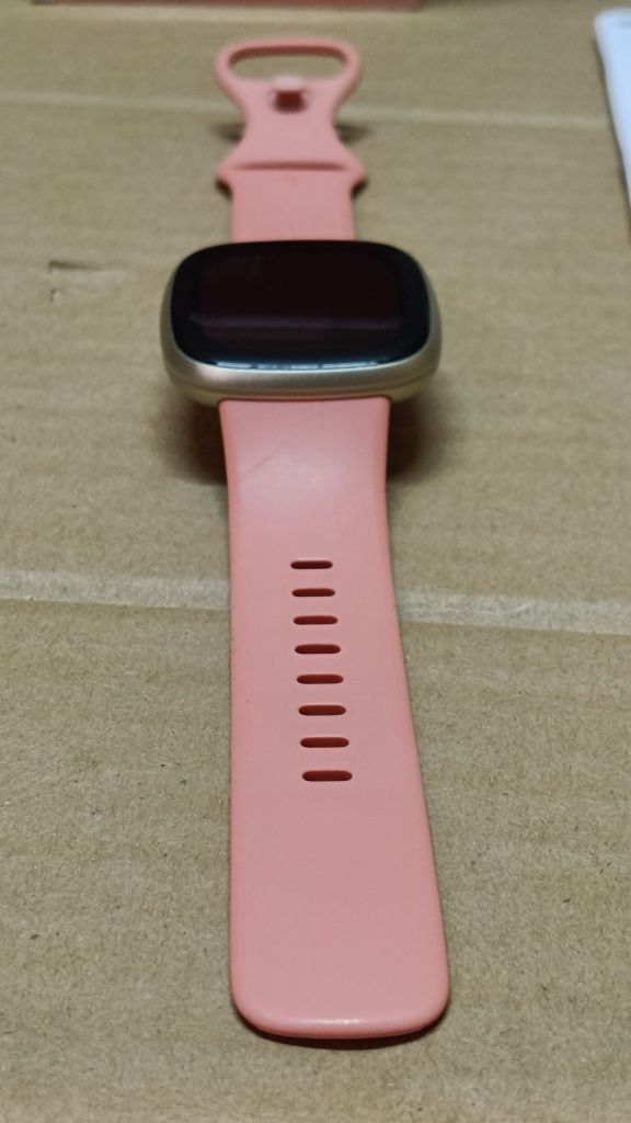 zegarek Smartwatch Fitbit Versa 3 różowy