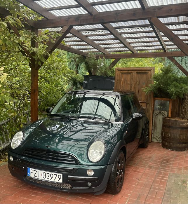 Mini Cooper One 1,6 Benzyna