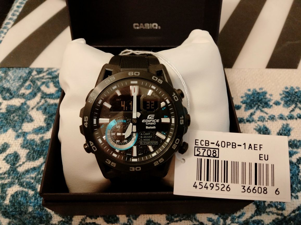 Casio EDIFICE ECB-40PB-1AEF( G Shock)