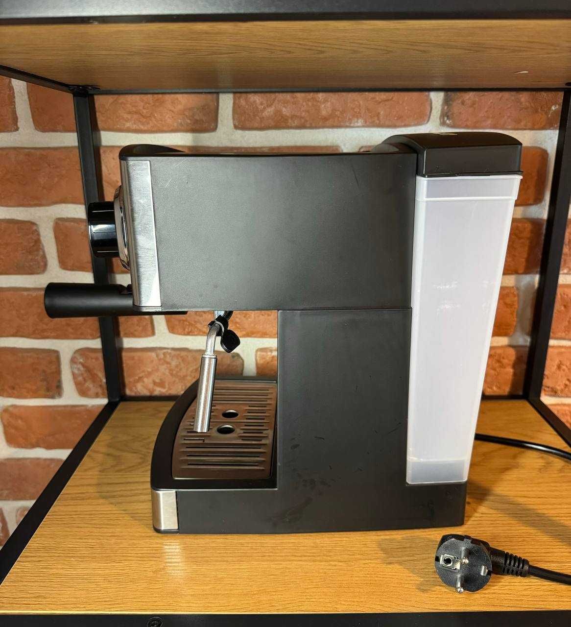 Ekspres CECOTEC Power Espresso Srebrno-czarny 20 bar