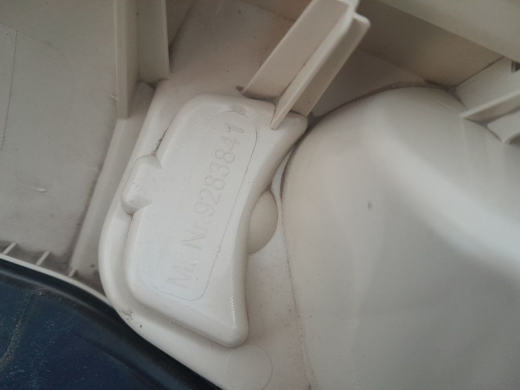 Obudowa górna ze schowkiem na szczotki Miele C3 Miele S8 S8340