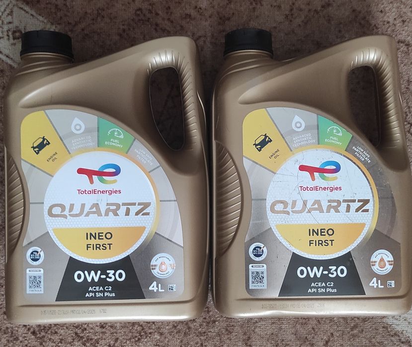 Моторна олива Total Quartz Ineo First 0W-30 4л ціна за 1 каністру.