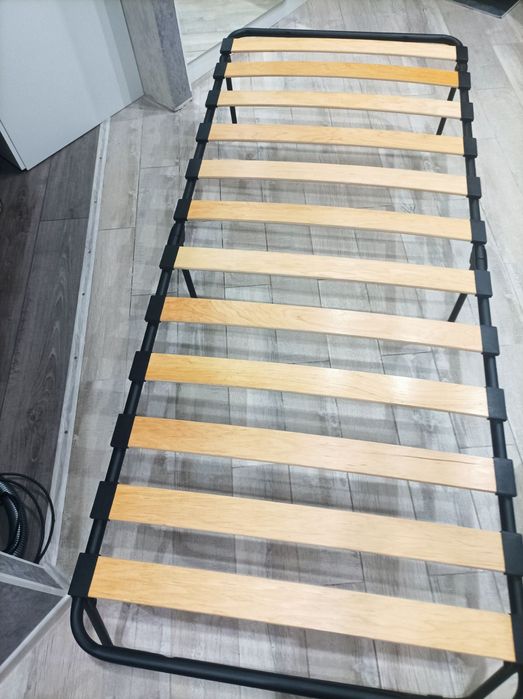 Продається ліжко розкладачка з матрацом