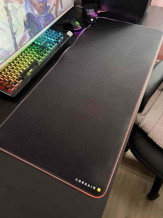 Podkładka Corsair MM700 RGB Extended