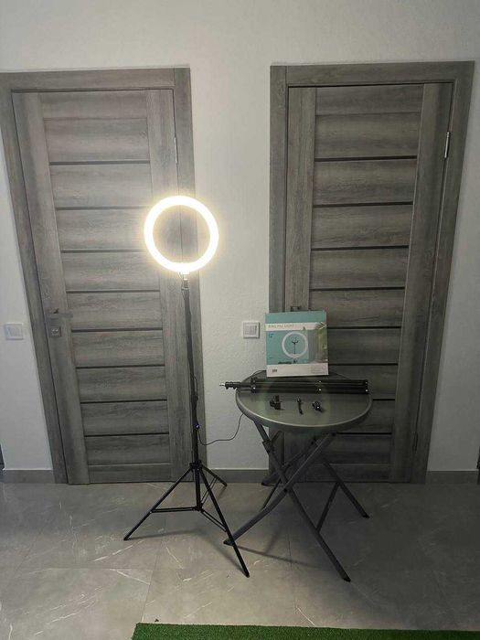 LED ЛАМПА + штатив на 2 метри! Працює без світла + від павербанку!