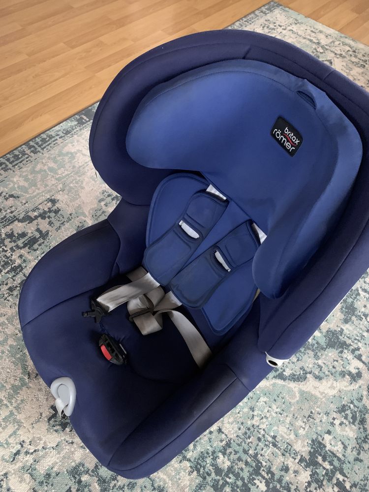 Britax Romer trifix 9-18кг