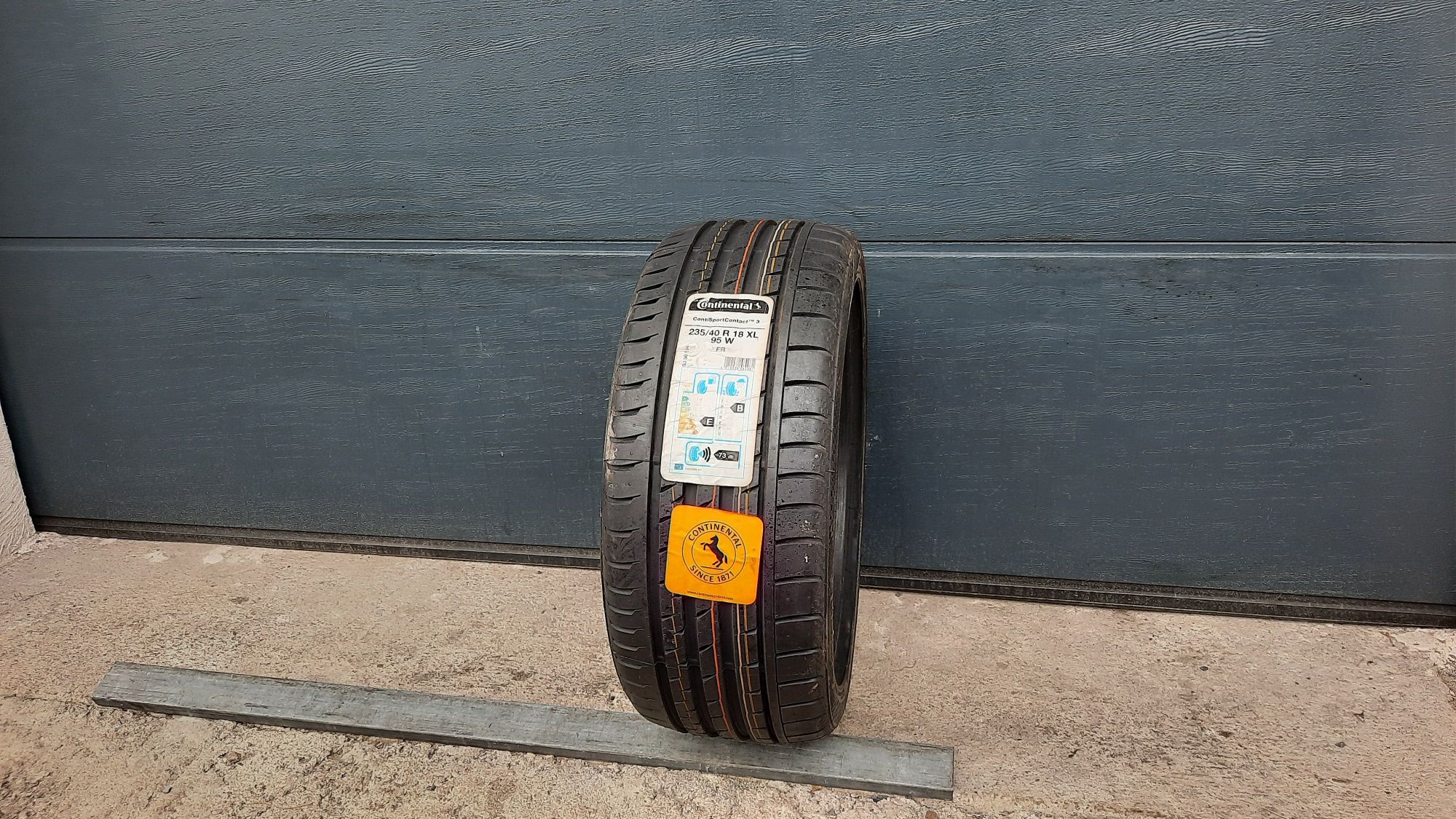 Continental 235/40 R18 ContiSportContact 3 NOWA