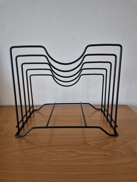 Stojak ociekacz na pokrywki do naczyń czarny