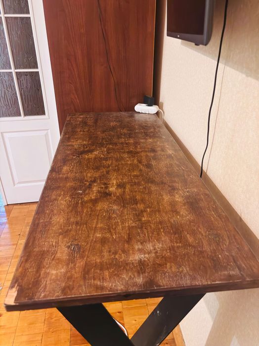 Стіл кухонний ,обідній ,для дому ,для саду