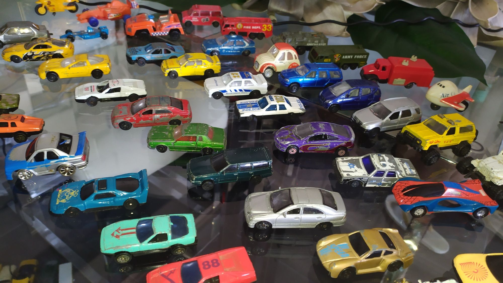 Carros miniaturas várias marcas antigos