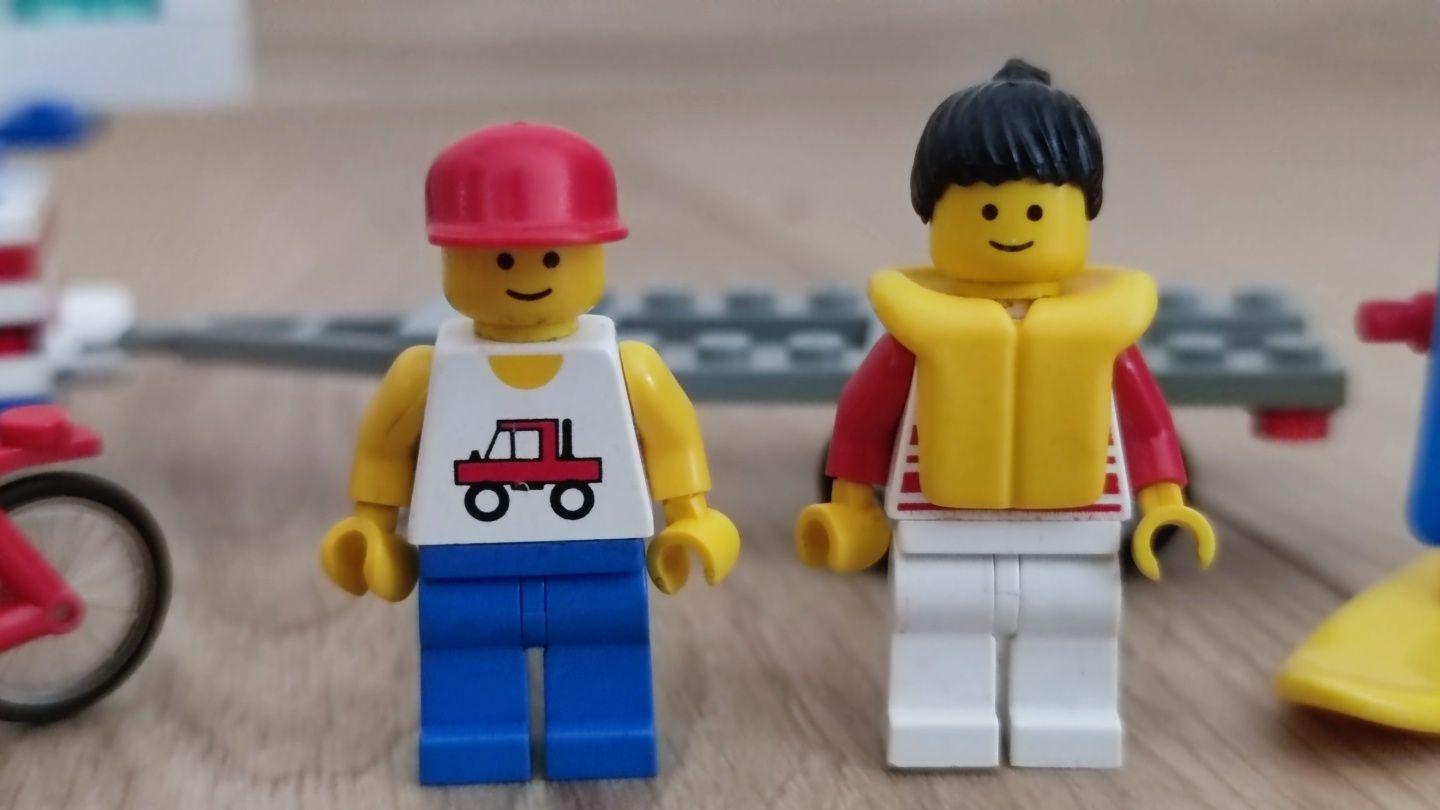 Lego Town 6351 Surf N' Sail Camper KOMPLETNY
