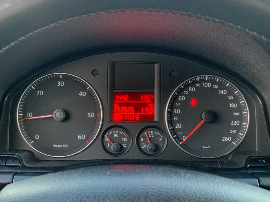 Volkswagen Golf 2007 автомат