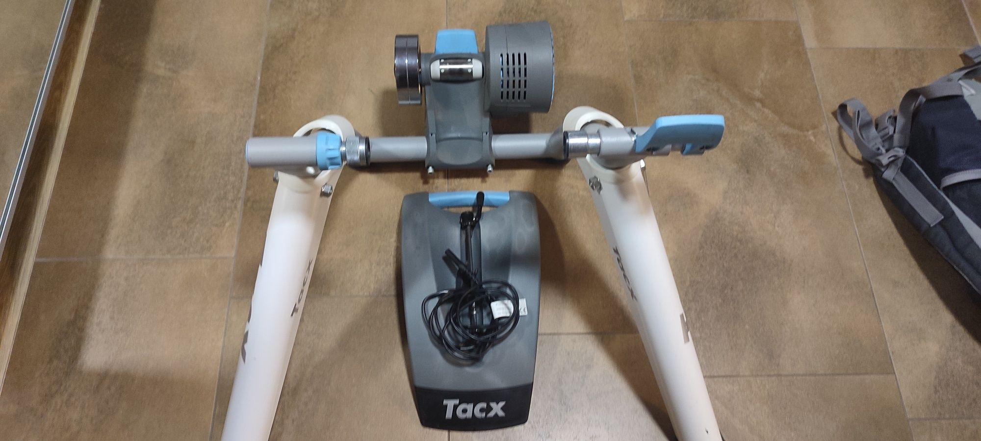 Tacx Smart flow trenażer rowerowy