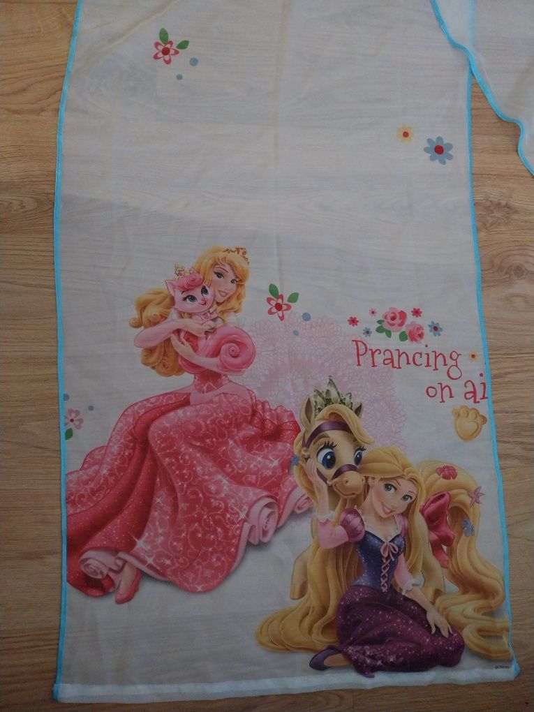 Firanka z księżniczkami
