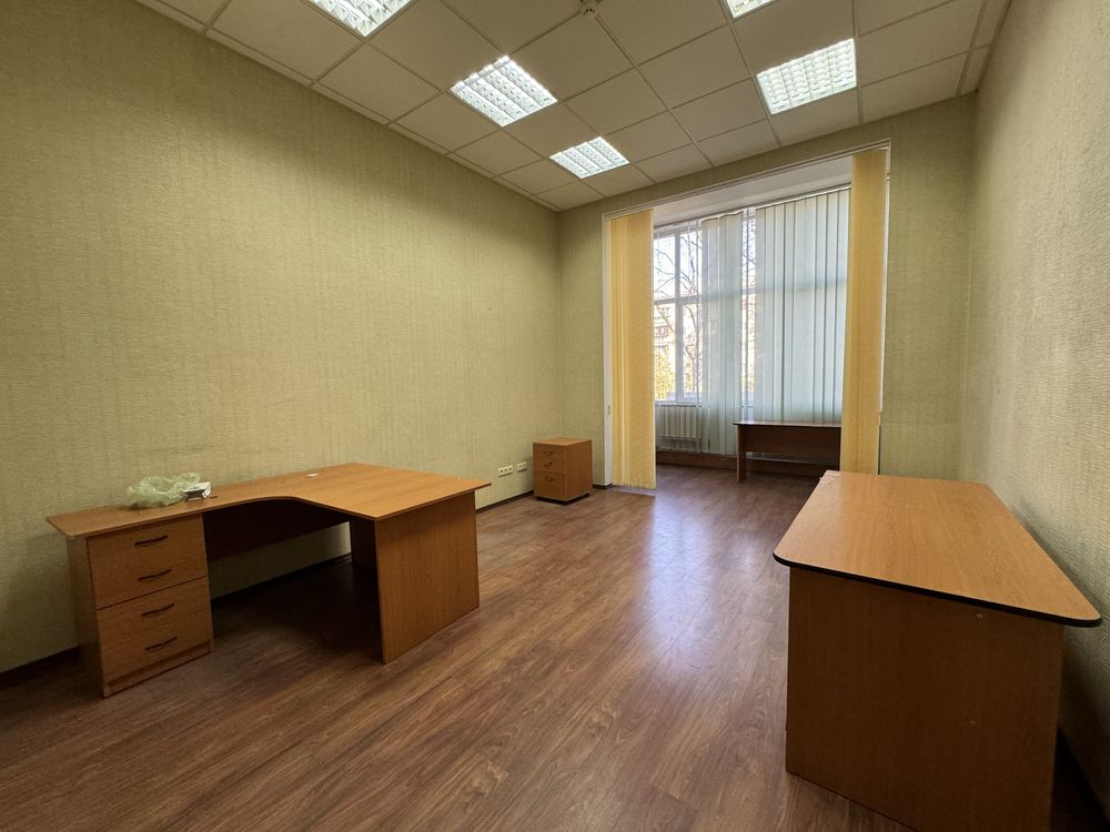 Вишгородська 45/2 Оренда Приміщення 440м2 Фасад Без%