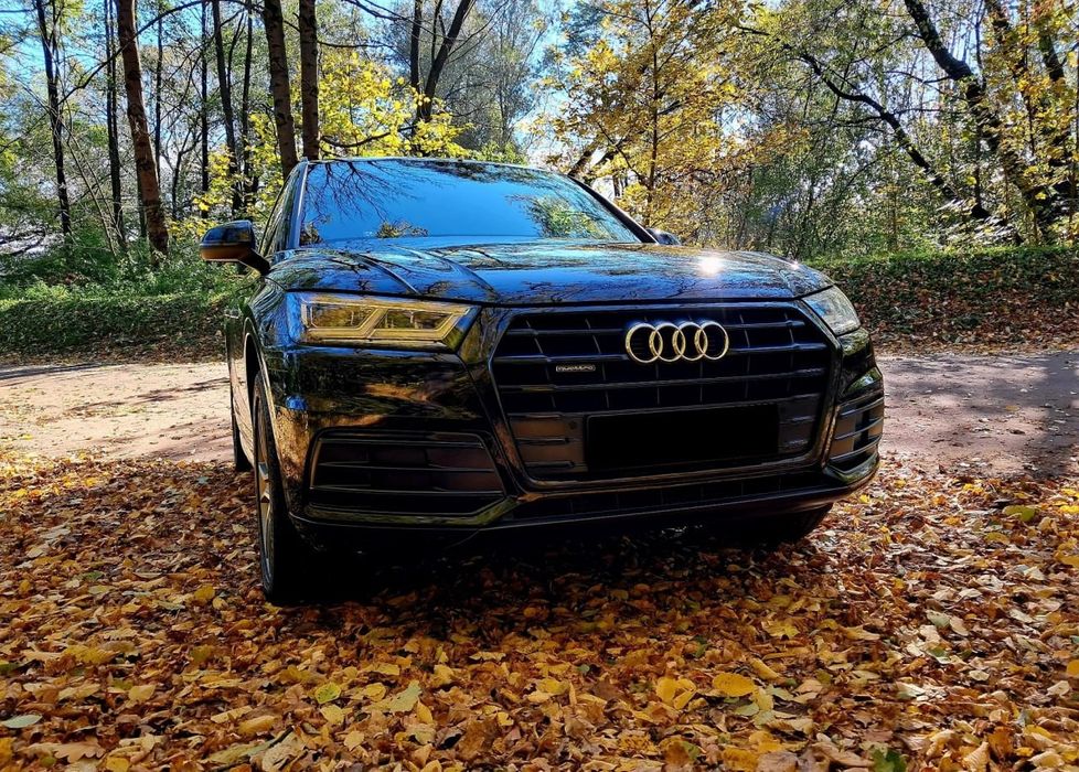 Audi Q5 2019 року