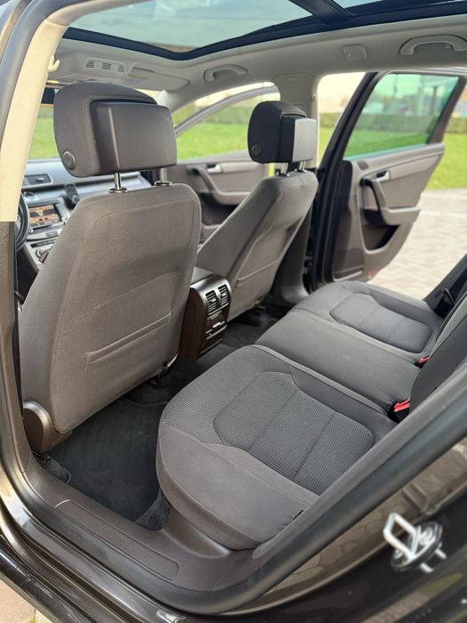 Volkswagen Passat B7 2012 2.0 TDI