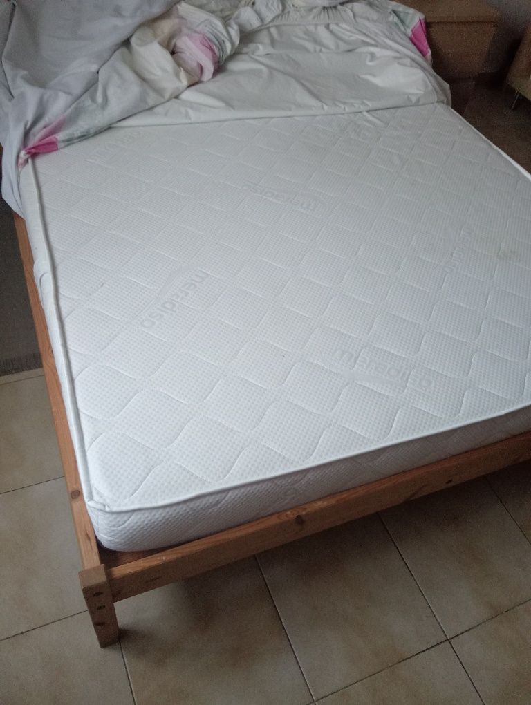 Cama 140x200 IKEA