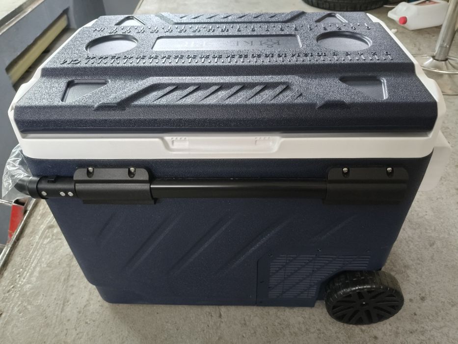 Lodówka turystyczna 12v 230v 24v