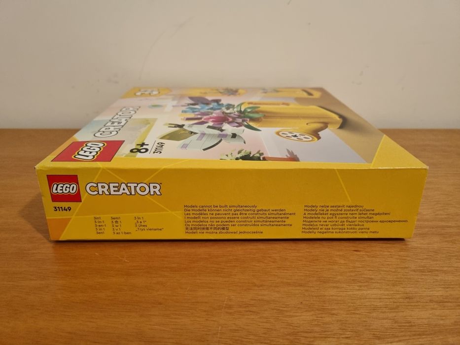 Lego Creator 31149 - Flores no regador [3 in 1]