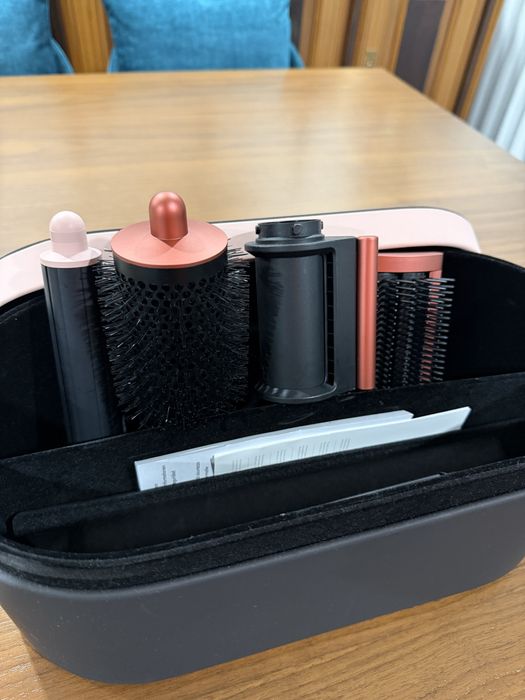 VENDO Modelador e secador multifunção Dyson Airwrap Strawberry