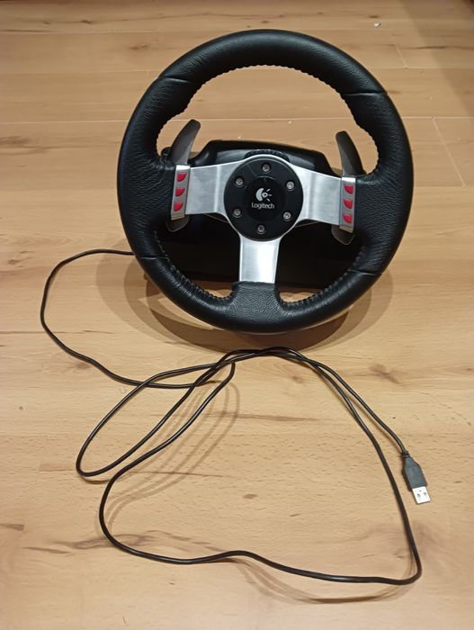 Kierownica gamingowa Logitech g27