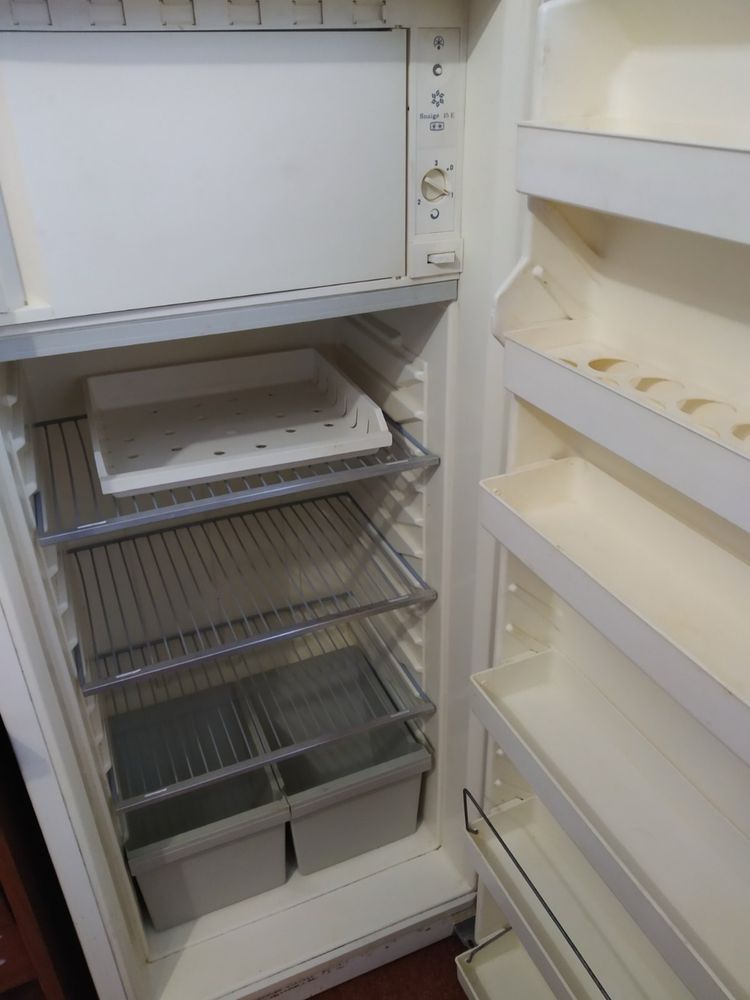 Холодильник snaige 15 Е