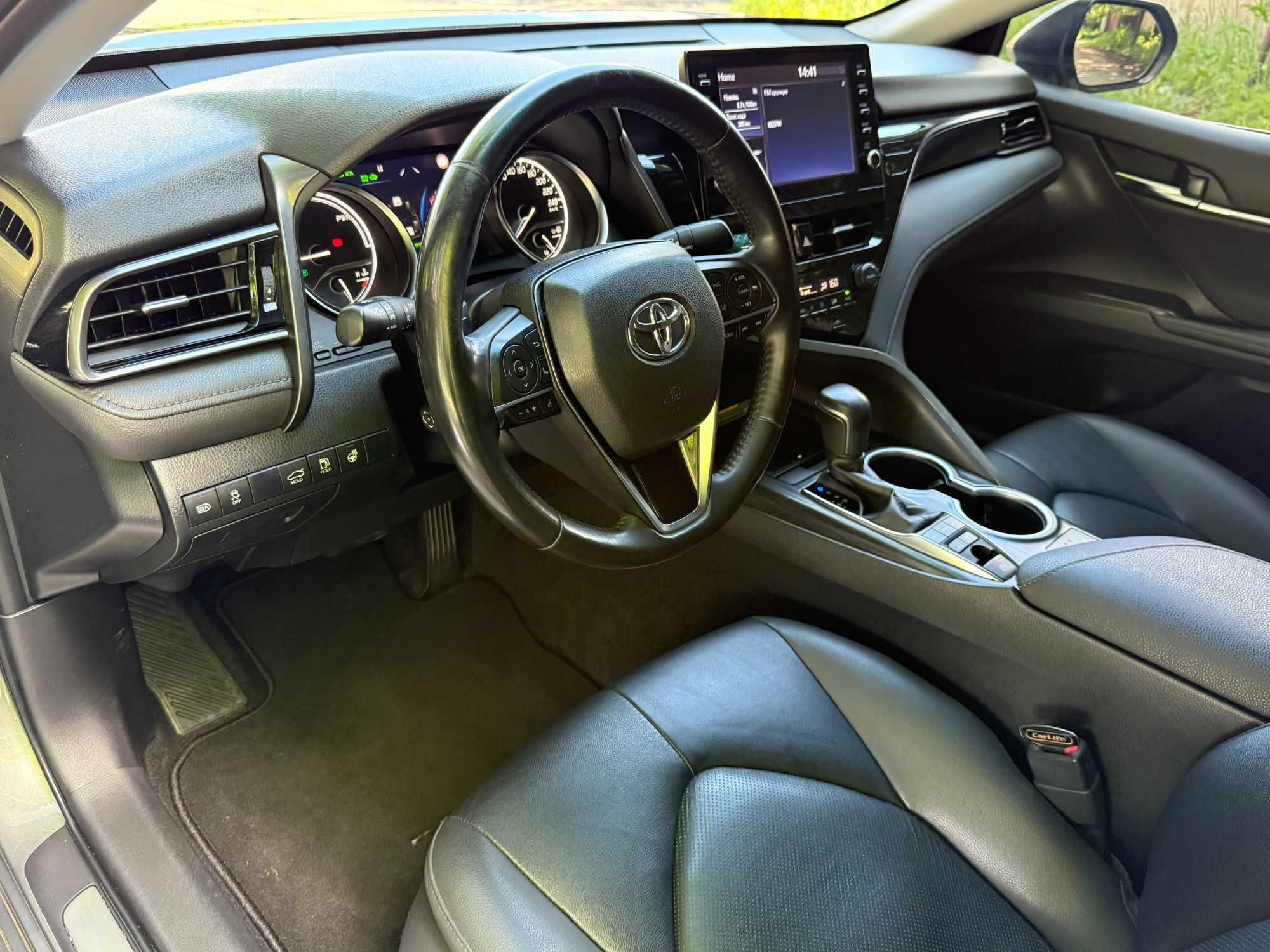 Toyota Camry 2021 Офіційна 2,5 Гібрид Гарний стан