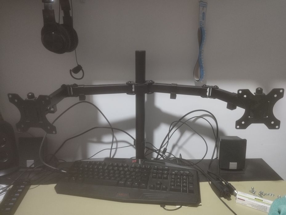 Venda de suporte para dois monitores