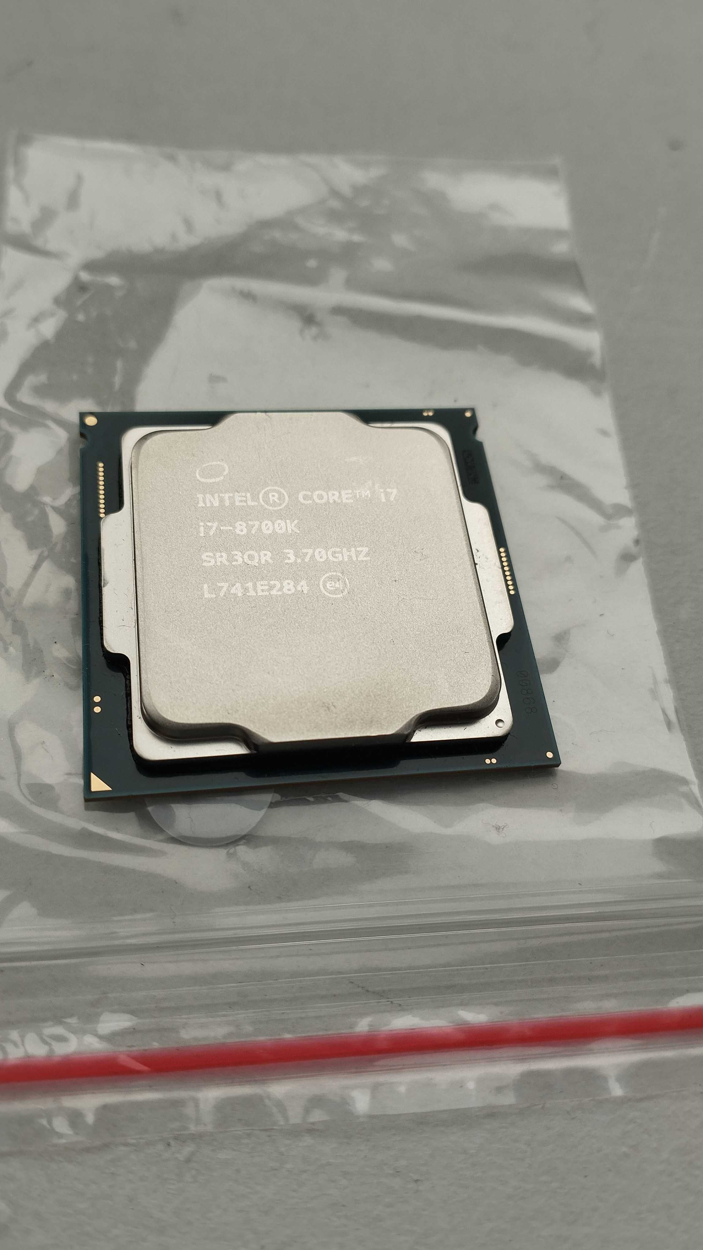 Procesor Intel Core i7-8700K 6x3,2 GHz, Gen8, socket 1151