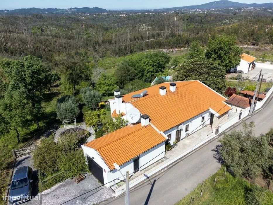 Descubra a Sua Nova Casa em Portugal 3 Quartos em Suite Jardins e Pisc