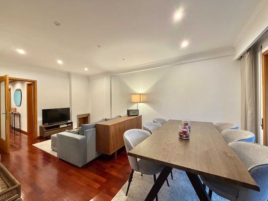 Apartamento T1+1 Canidelo