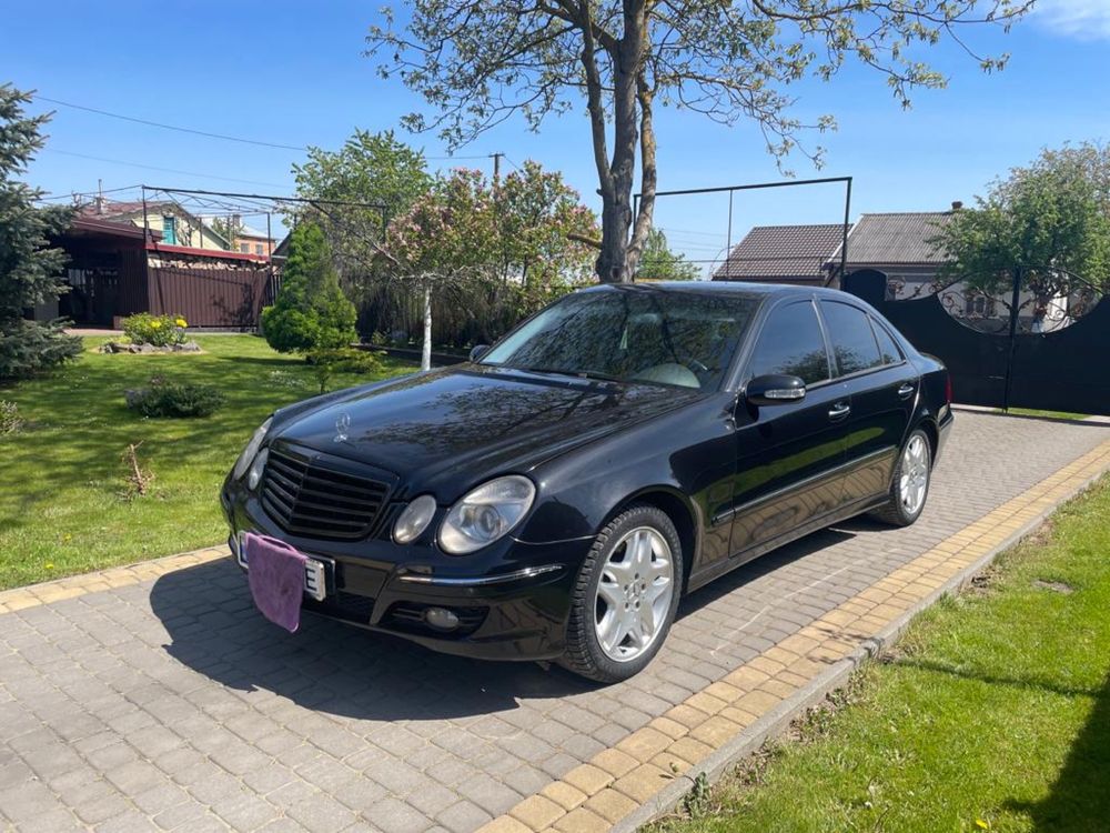 Продам авто Mercedes E400 4.0d 2004