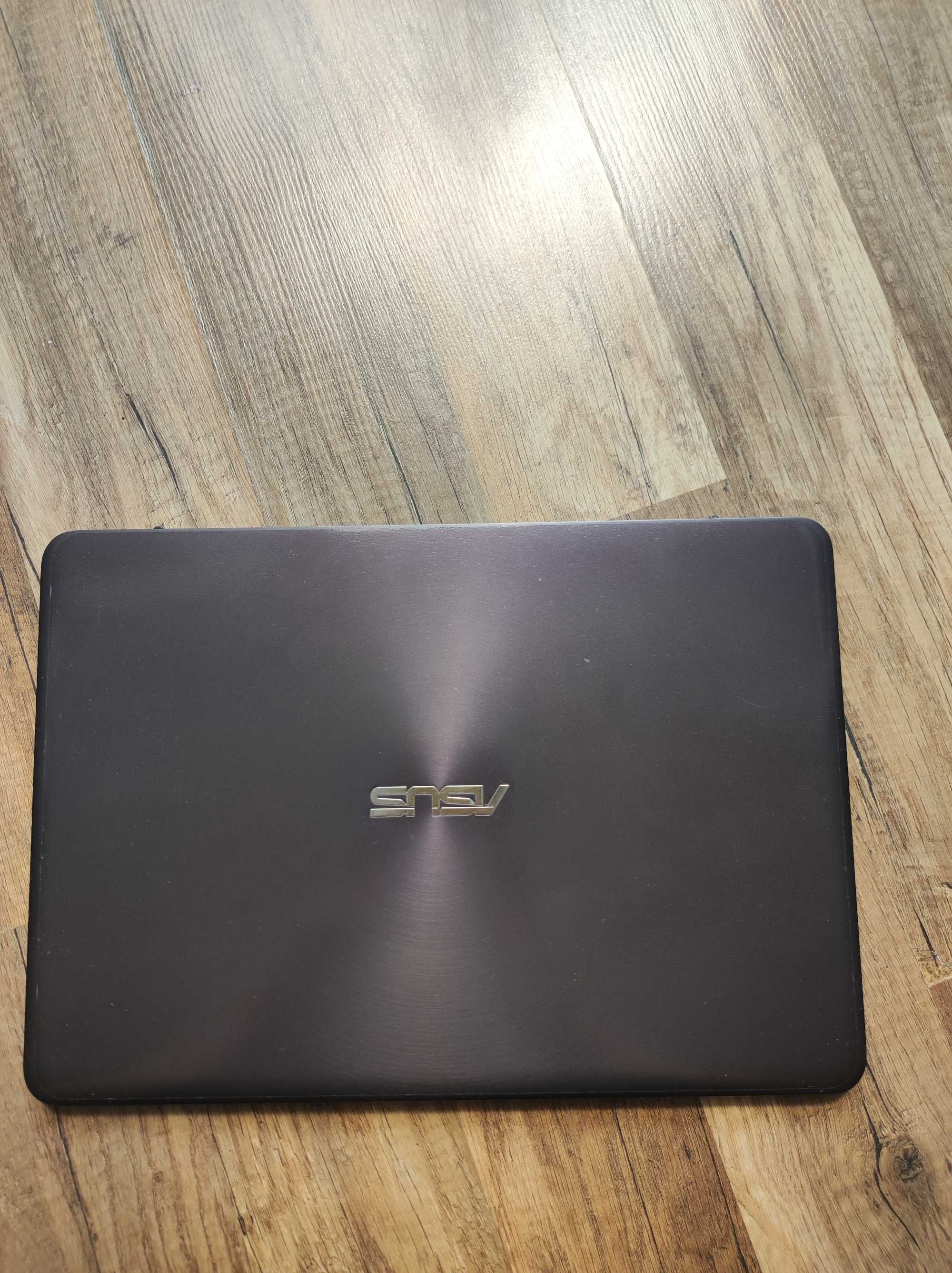 Notebook ASUS UX305C