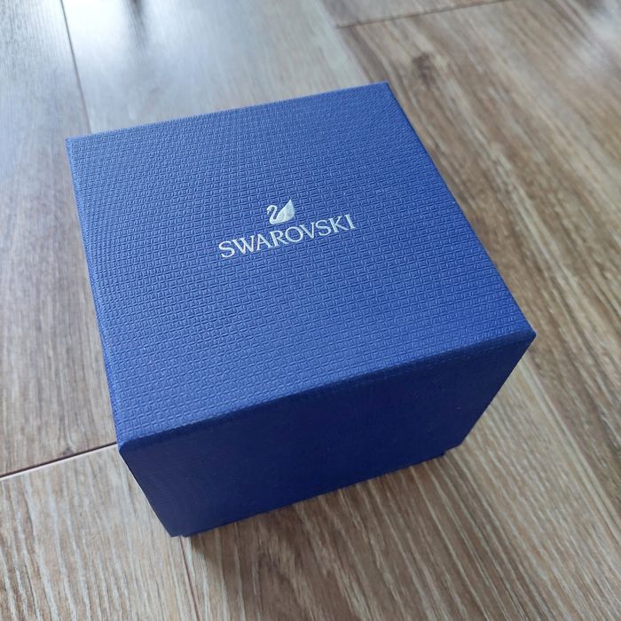 Pudełko na zegarek marki Swarovski
