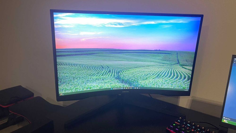 Monitor Gaming Curvo Samsung Odyssey G5 27'' QHD 165Hz